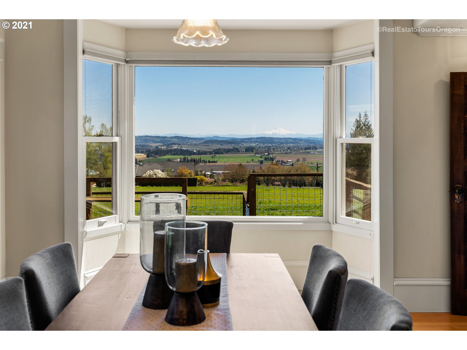 33411 Southwest Laurel Road Hillsboro, OR 97123 - Photo 11 of 32 Gallery Image 11