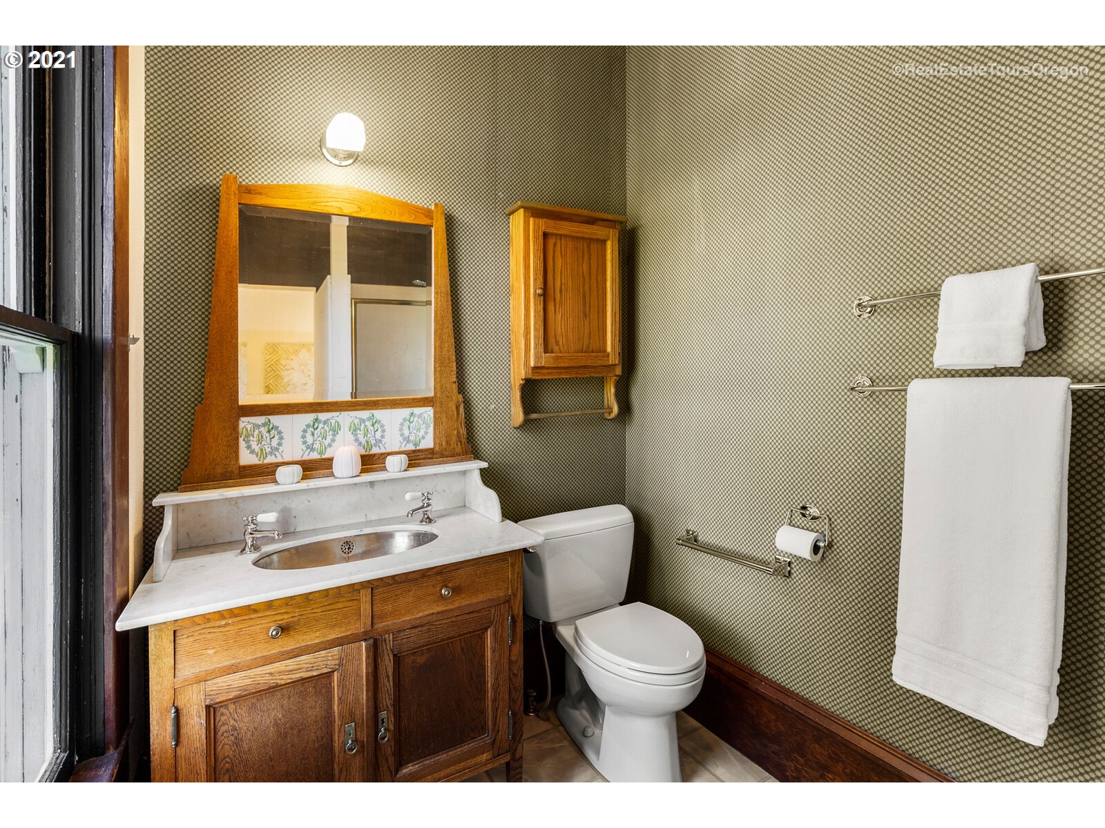 33411 Southwest Laurel Road Hillsboro, OR 97123 - Photo 21 of 32 Gallery Image 21