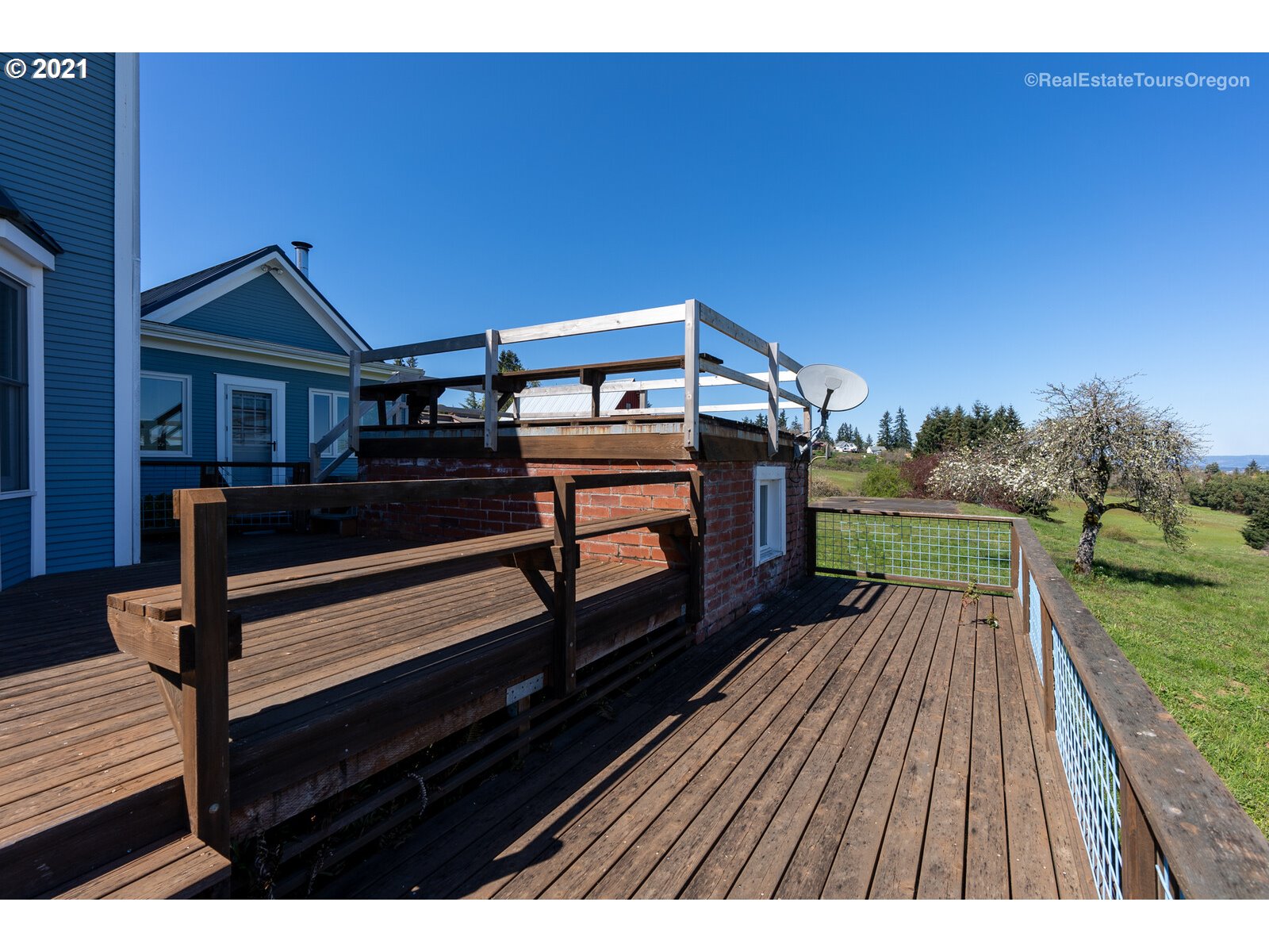 33411 Southwest Laurel Road Hillsboro, OR 97123 - Photo 25 of 32 Gallery Image 25