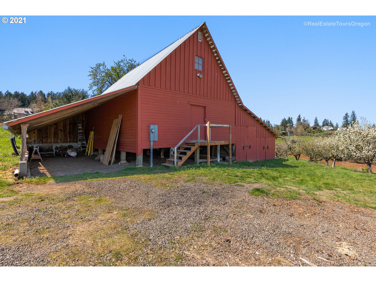 33411 Southwest Laurel Road Hillsboro, OR 97123 - Photo 27 of 32 Gallery Image 27