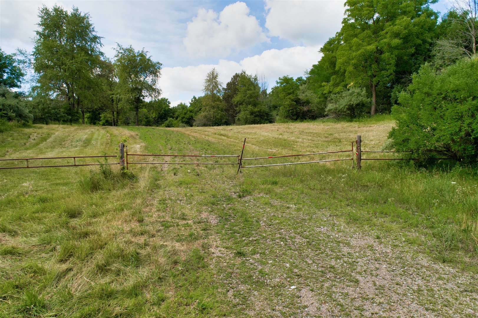 1400-north Rd Carl Springs Road Wapella, IL 61777 - Photo 2 of 23