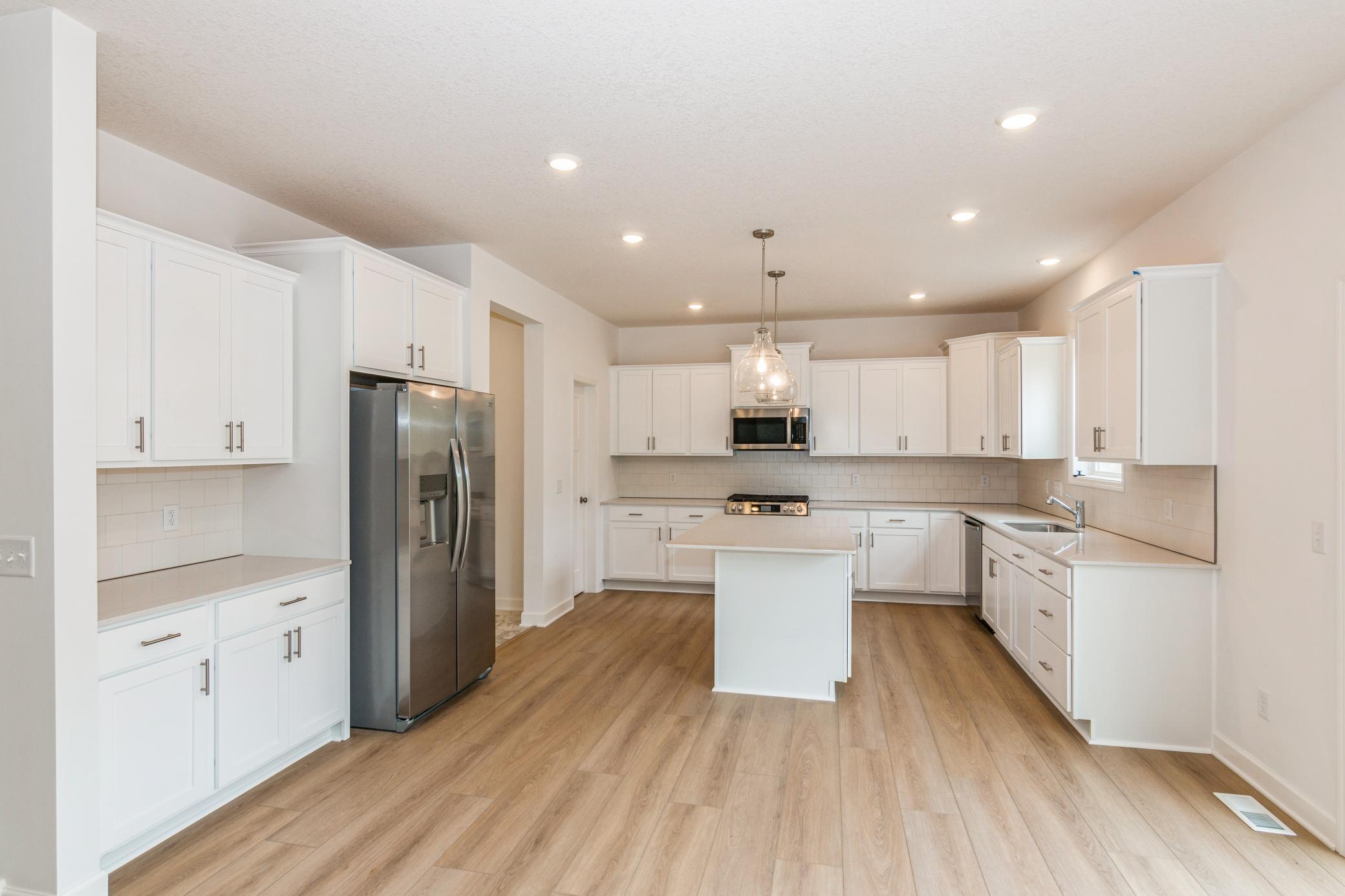 4939 Noble Drive Northwest Rochester, MN 55901 - Photo 4 of 22