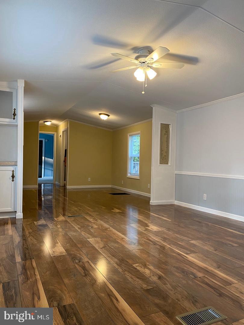 228 Shell Road Millville, NJ 08332 - Photo 3 of 9