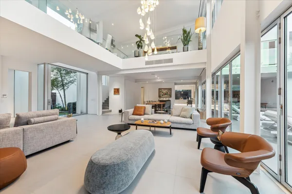 $3,500,000 | 2169 University Boulevard, Houston, TX 77030