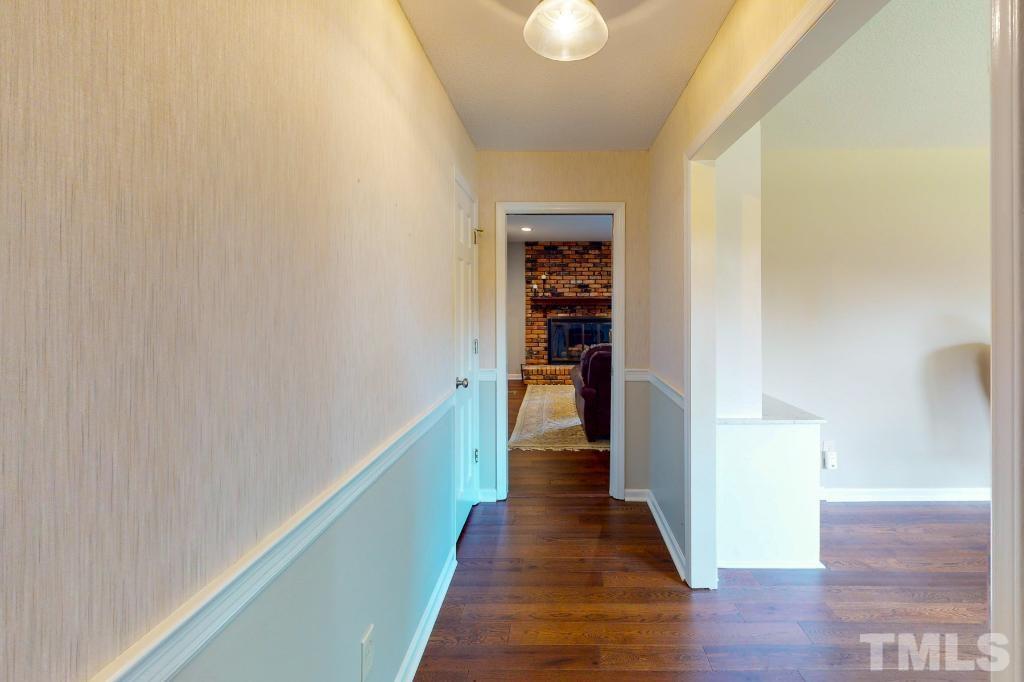 5321 Edgewood Road Raleigh, NC 27609 - Photo 17 of 28