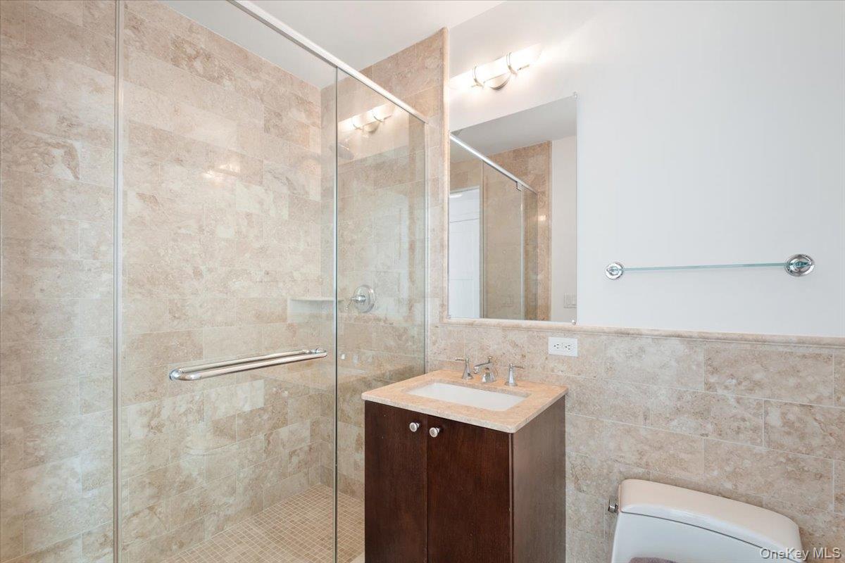 5 Renaissance Square, Unit PH 3E White Plains, NY 10601 - Photo 22 of 26