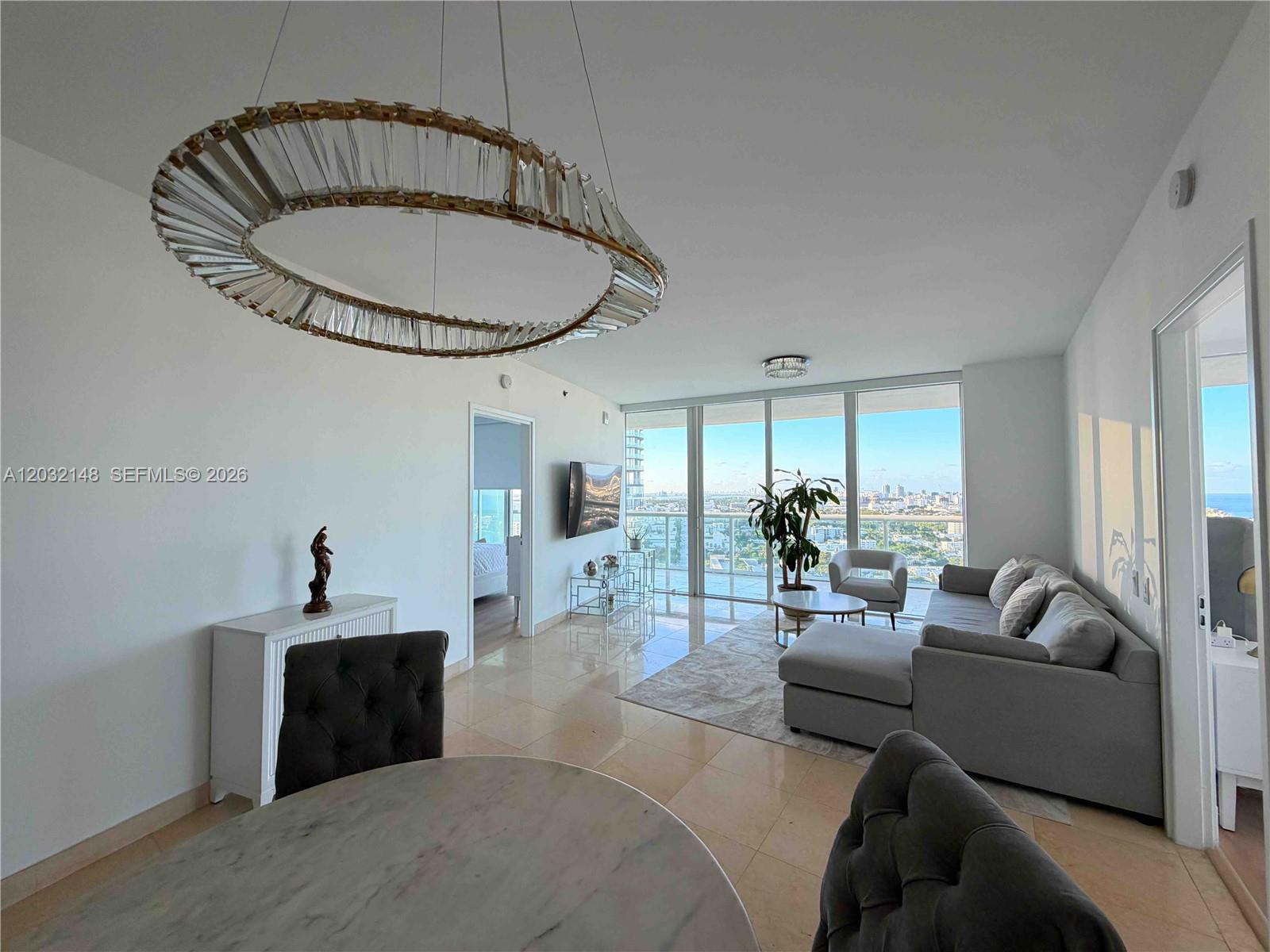 450 Alton Road, Unit 2610 Miami Beach, FL 33139 - Photo 8 of 38