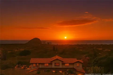 $3,330,000 | 84-940 Moaelehua Street, Waianae, HI 96792