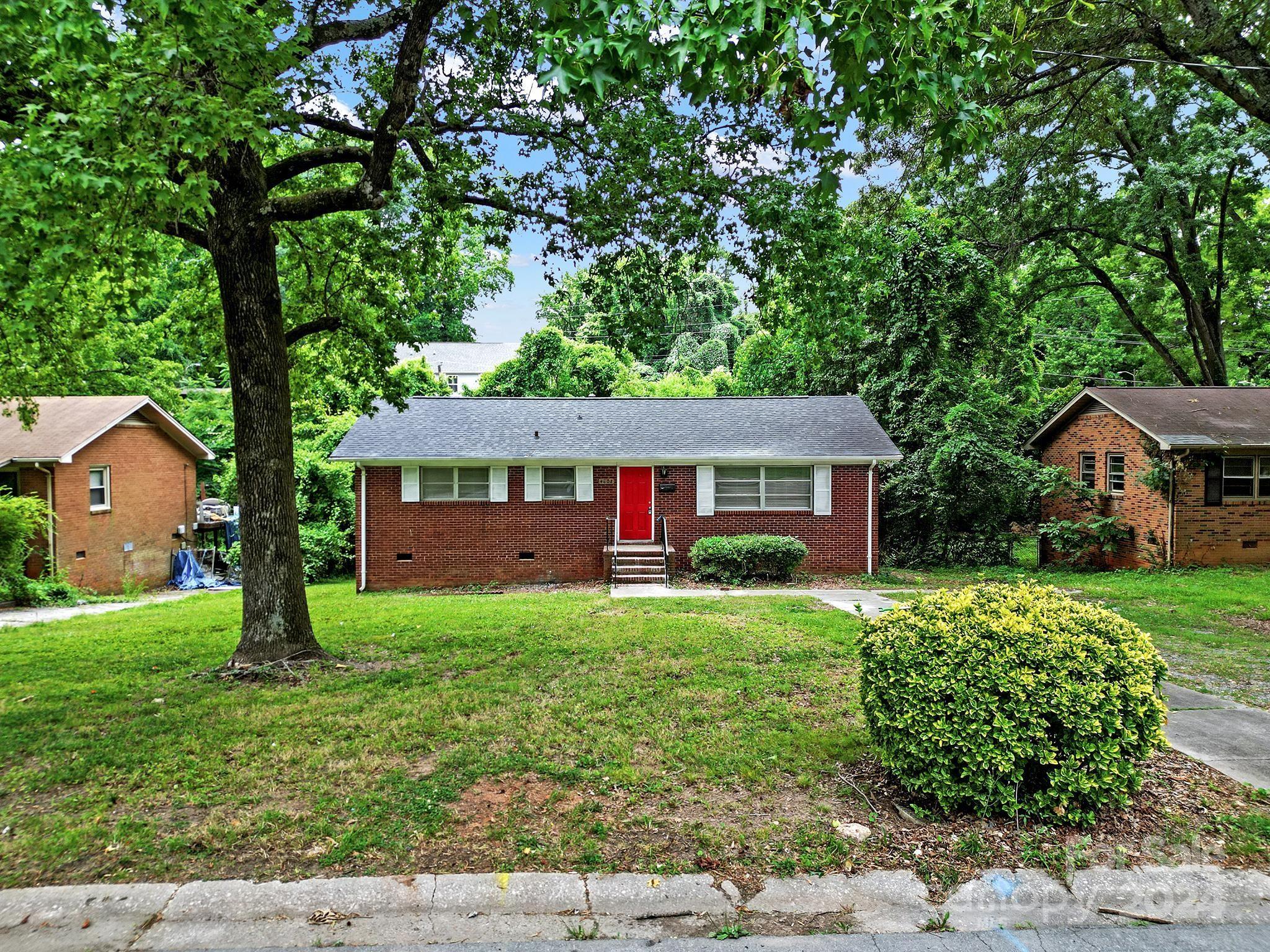 4808 Hidden Valley Road Charlotte, NC 28213 - Photo 28 of 31 Gallery Image 28