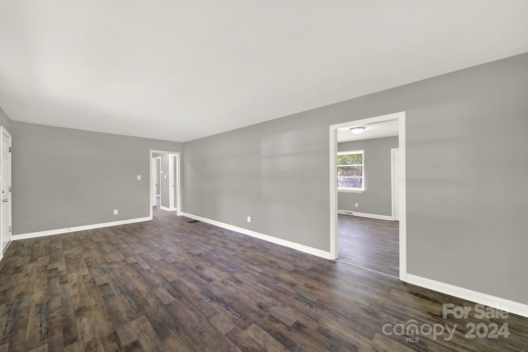 4808 Hidden Valley Road Charlotte, NC 28213 - Photo 7 of 31 Gallery Image 7
