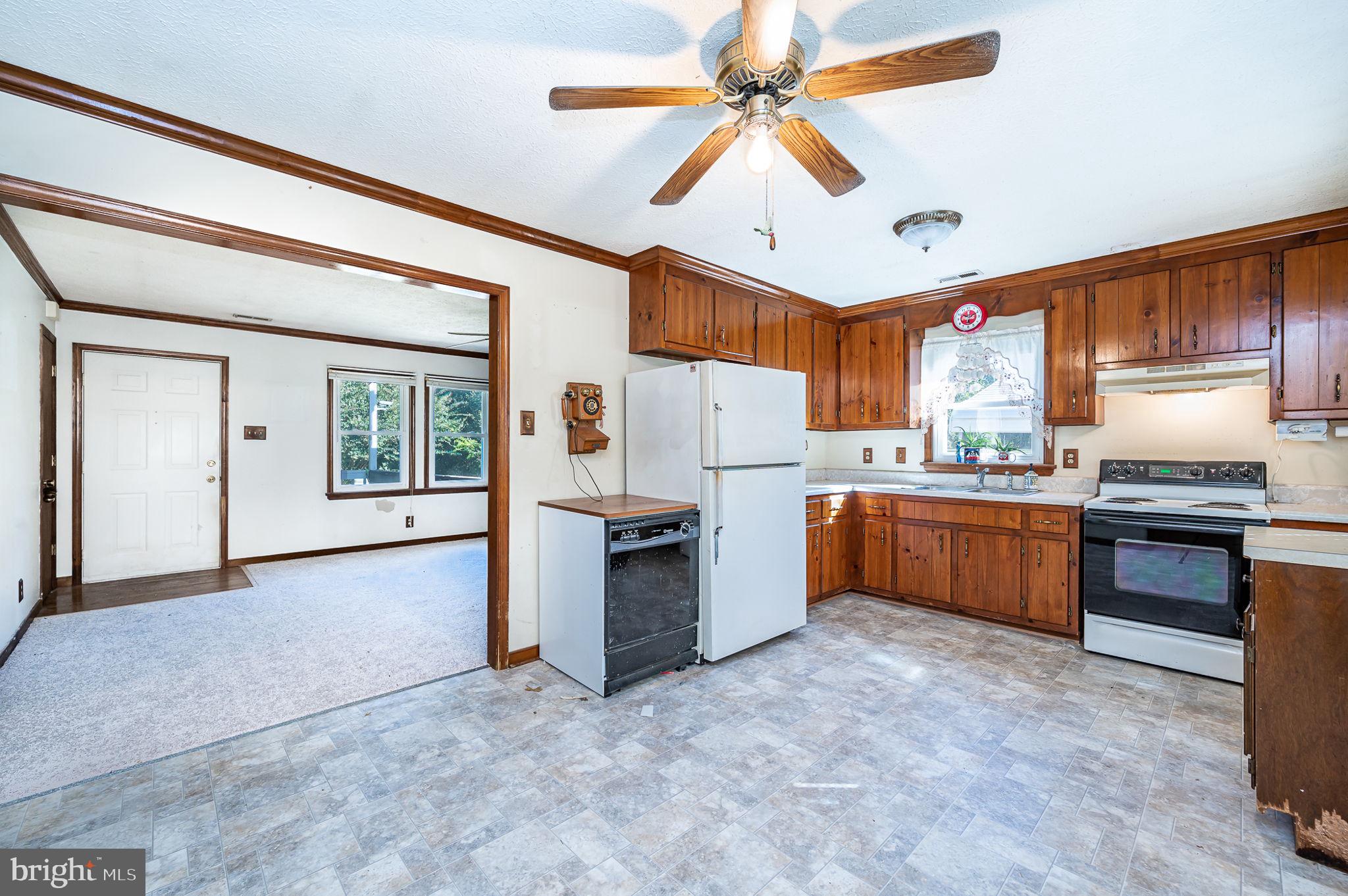 26 Jackson Road Bumpass, VA 23024 - Photo 10 of 27 View of Kitchen From Dining Room