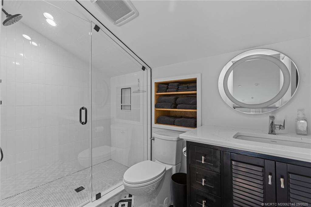 1110 Fairview Lane Riviera Beach, FL 33404 - Photo 48 of 76 Garage Suite Full Bathroom