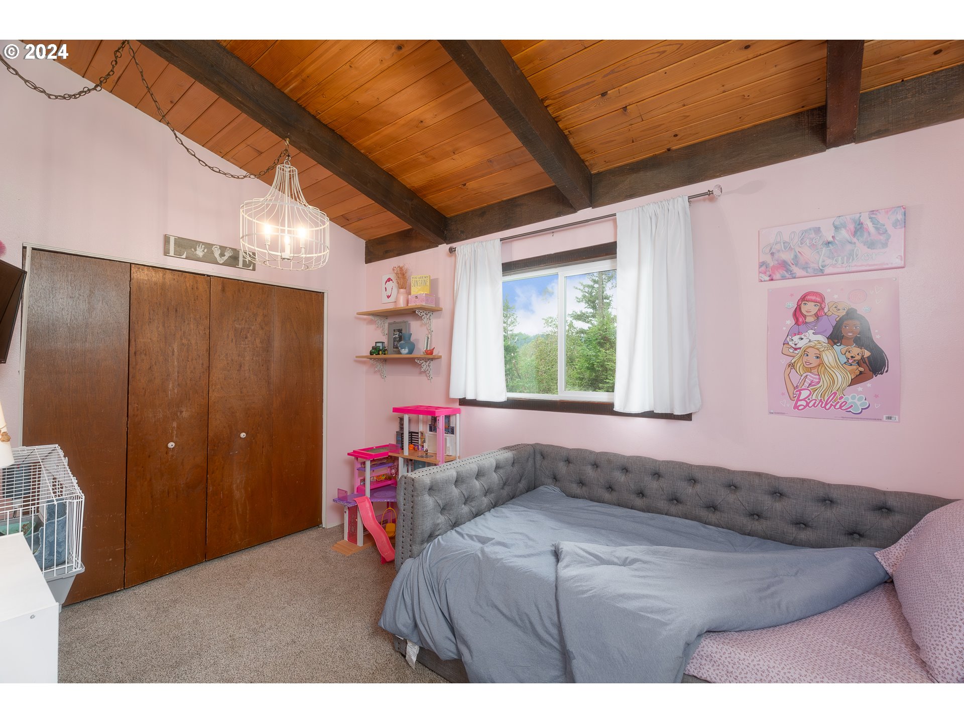 1335 Colonial Road Roseburg, OR 97471 - Photo 18 of 46 Gallery Image 18