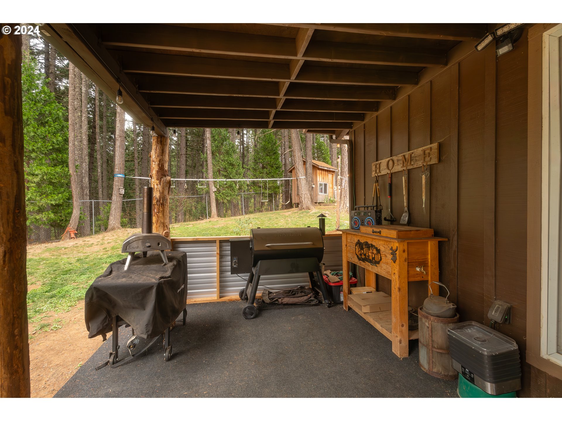 1335 Colonial Road Roseburg, OR 97471 - Photo 25 of 46 Gallery Image 25
