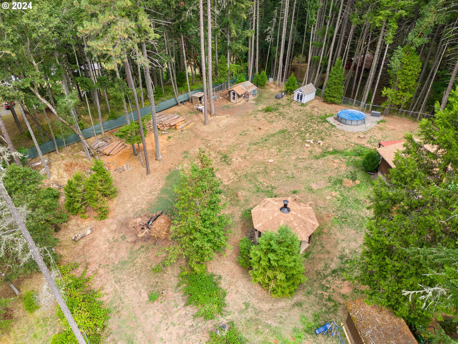 1335 Colonial Road Roseburg, OR 97471 - Photo 43 of 46 Gallery Image 43