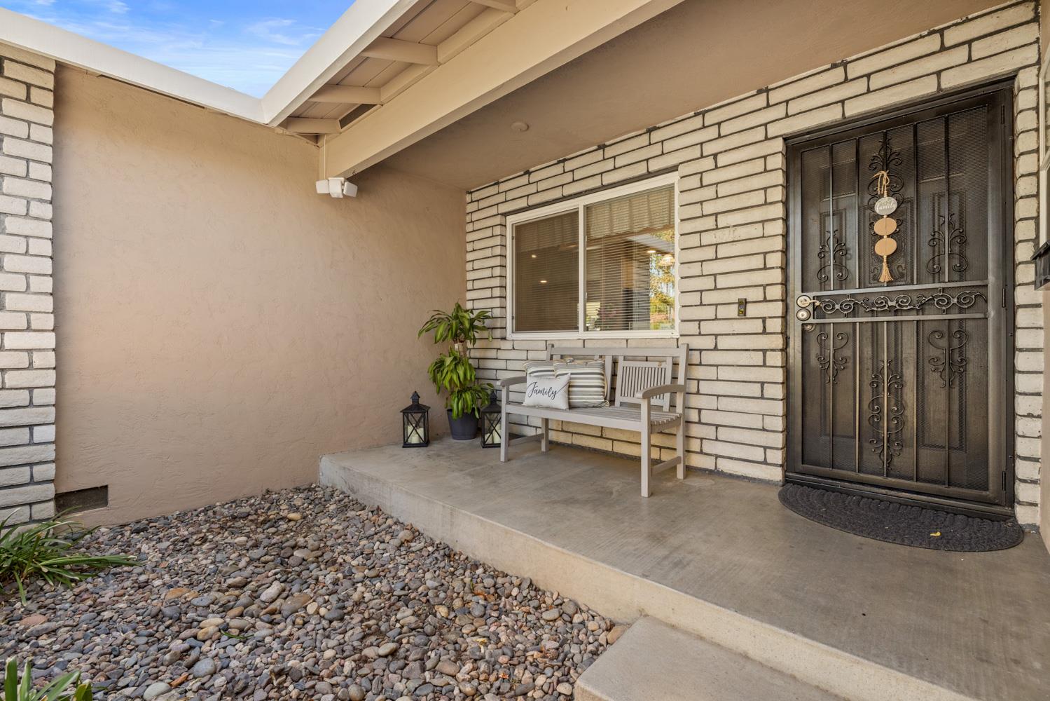 1612 Angelene Drive Modesto, CA 95355 - Photo 5 of 53