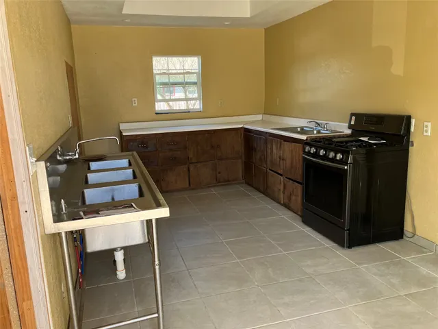a kitchen with a stove