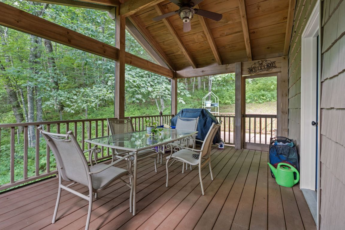 638 Holt Road Highlands, NC 28741 - Photo 8 of 47 Gallery Image 8