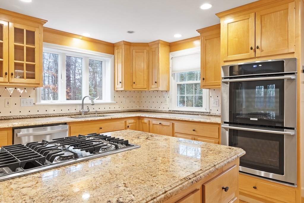 70 Russett Hill Road Sherborn, MA 01770 - Photo 11 of 36 Gallery Image 11