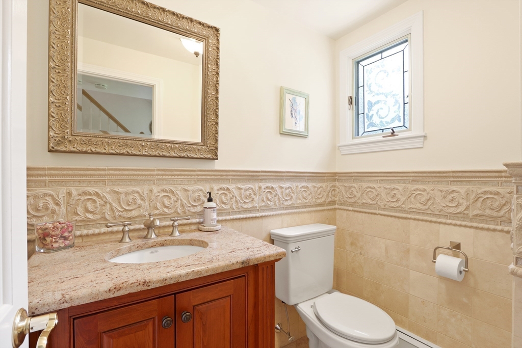 70 Russett Hill Road Sherborn, MA 01770 - Photo 18 of 36 Gallery Image 18