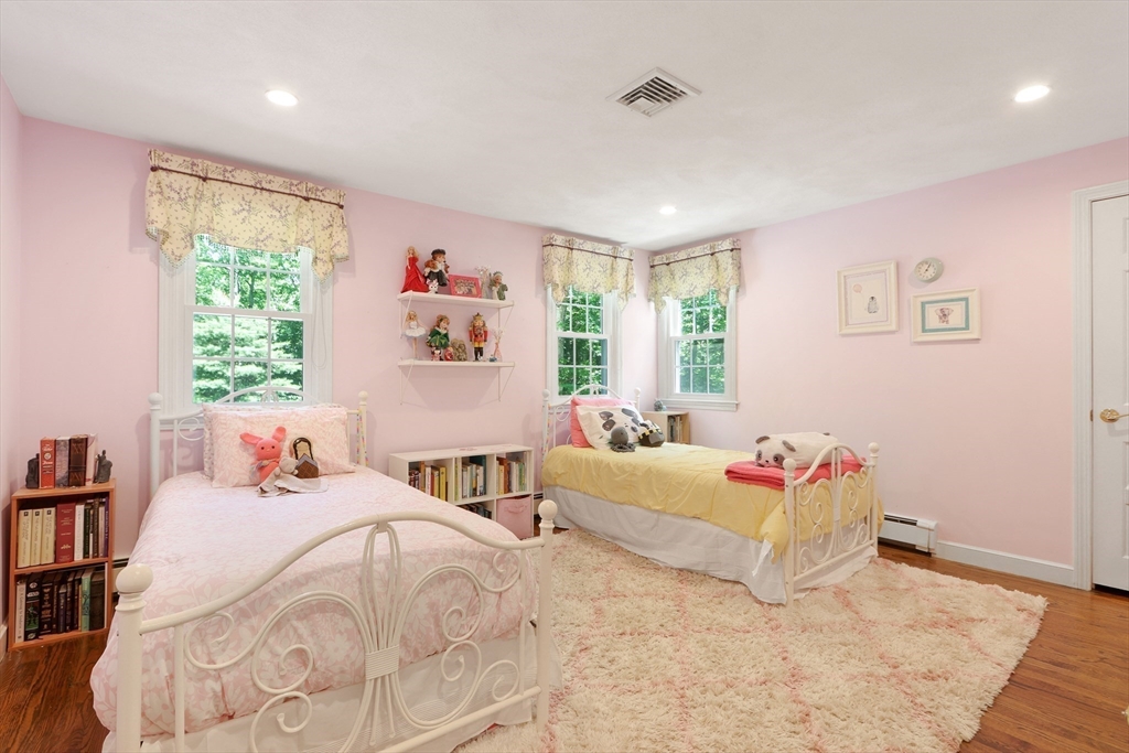 70 Russett Hill Road Sherborn, MA 01770 - Photo 25 of 36 Gallery Image 25