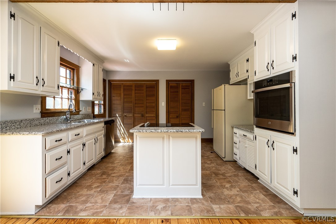 14510 Happy Hill Road Chester, VA 23831 - Photo 10 of 27 Gallery Image 10