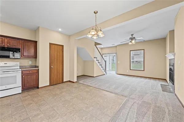 $225,000 | 1640 Southwest Madison Street, Lee's Summit, MO 64081