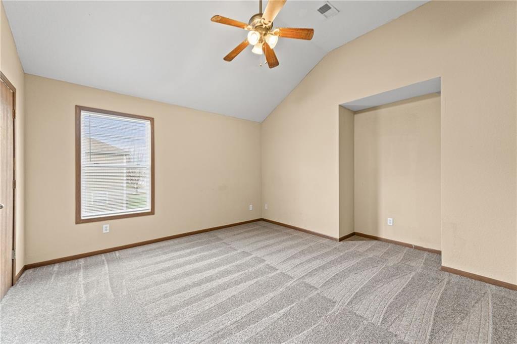 1640 Southwest Madison Street Lee's Summit, MO 64081 - Photo 11 of 37