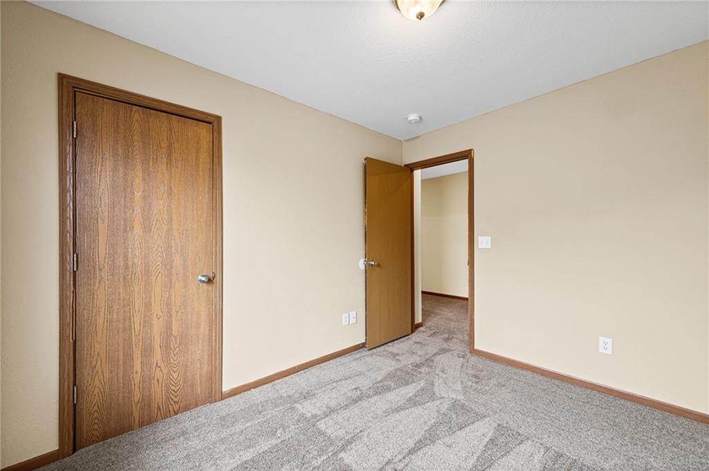 1640 Southwest Madison Street Lee's Summit, MO 64081 - Photo 14 of 37