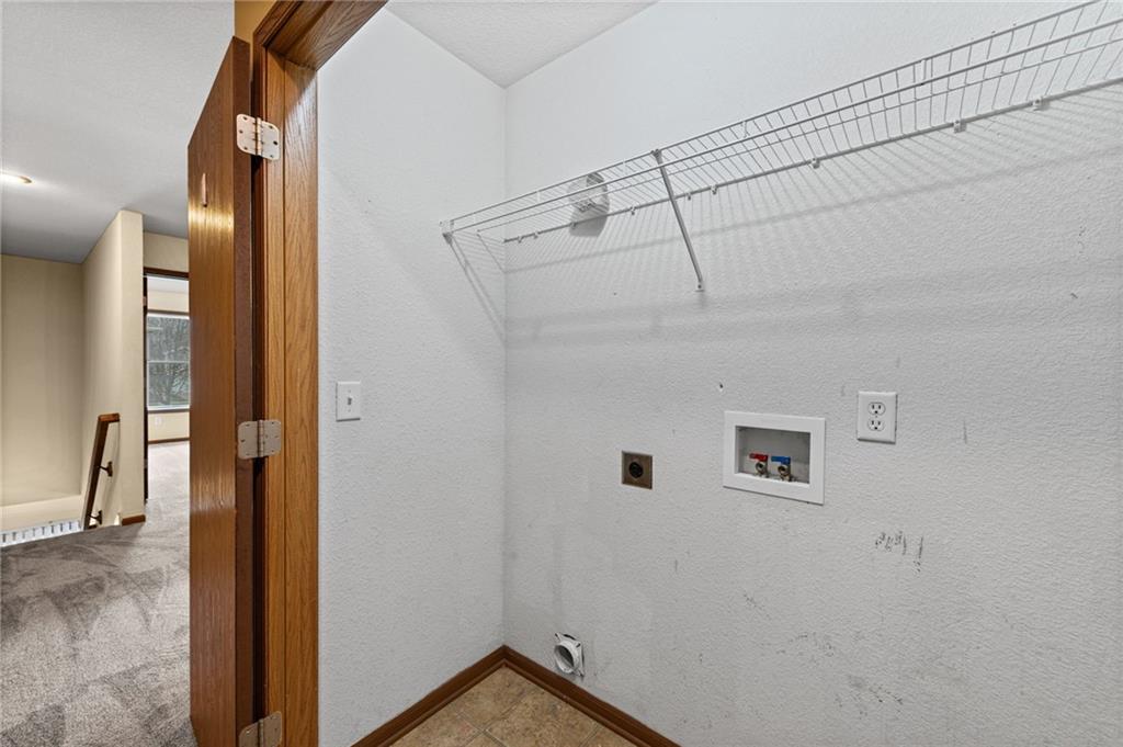 1640 Southwest Madison Street Lee's Summit, MO 64081 - Photo 16 of 37