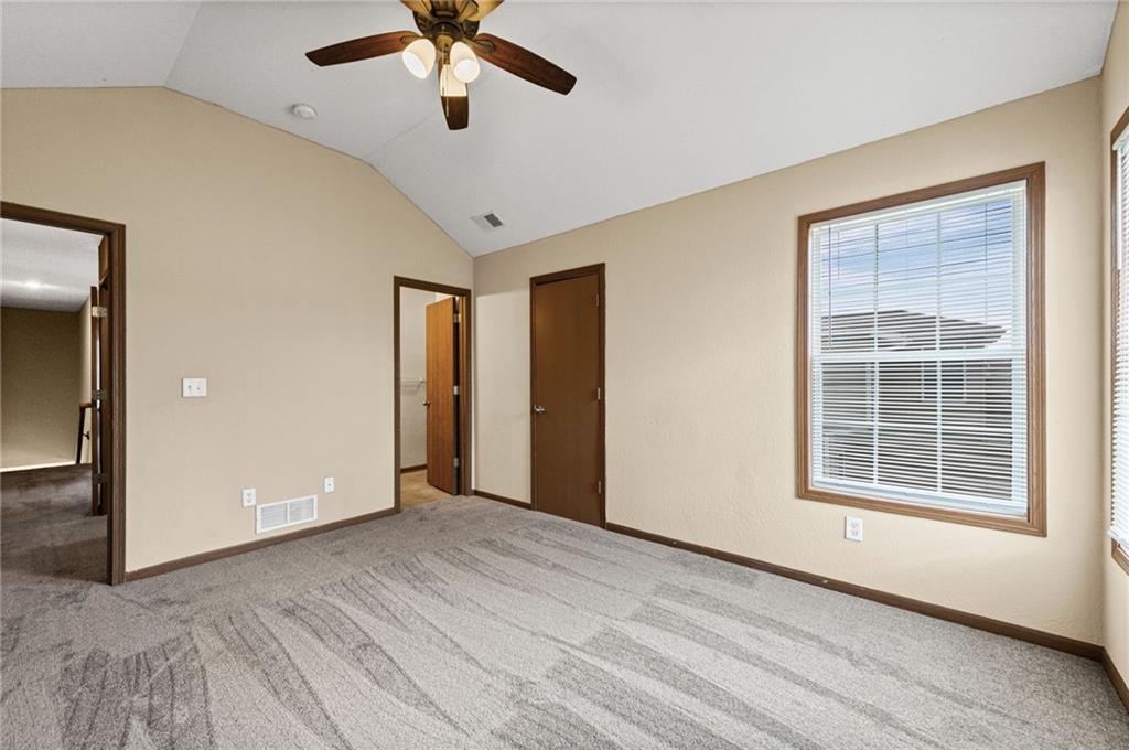 1640 Southwest Madison Street Lee's Summit, MO 64081 - Photo 18 of 37