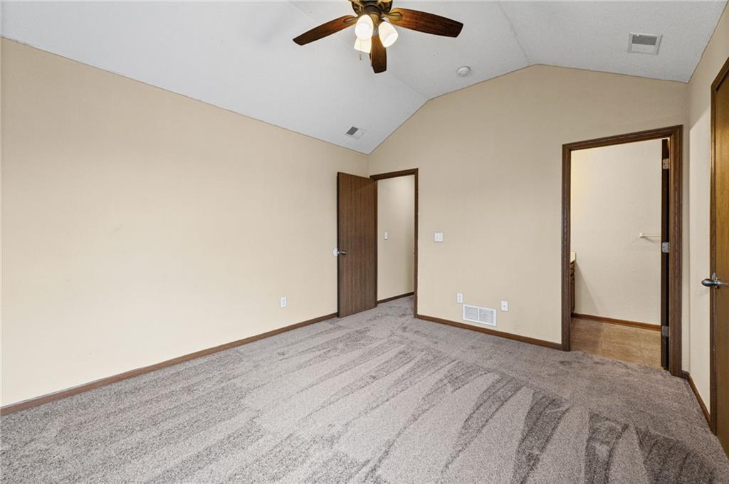 1640 Southwest Madison Street Lee's Summit, MO 64081 - Photo 19 of 37