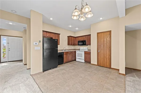 $225,000 | 1640 Southwest Madison Street, Lee's Summit, MO 64081