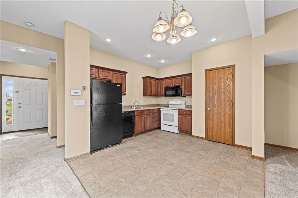 1640 Southwest Madison Street Lee's Summit, MO 64081 - Photo 6 of 37