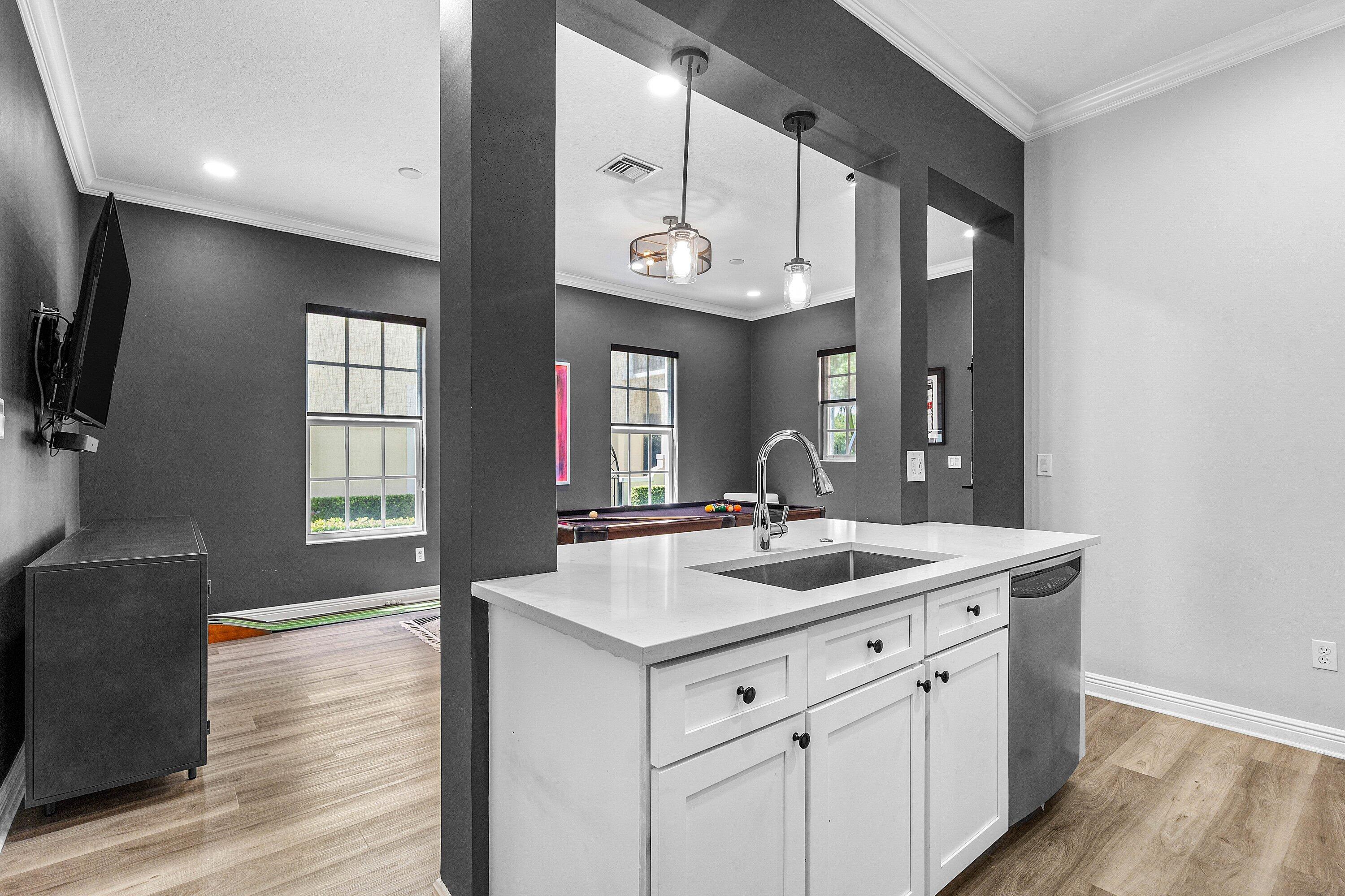 8253 Northwest 8th Way Boca Raton, FL 33487 - Photo 23 of 40 Kitchen