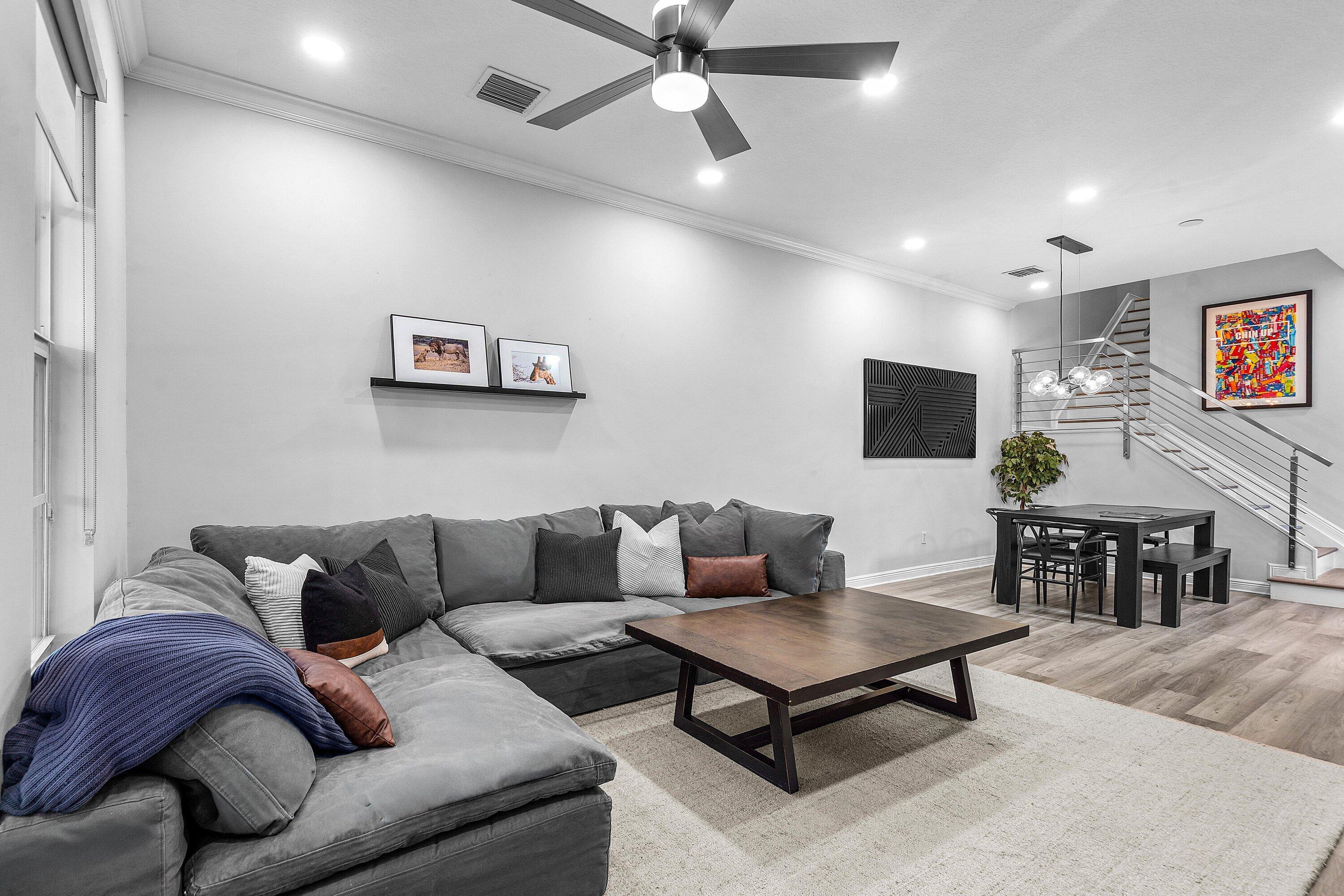 8253 Northwest 8th Way Boca Raton, FL 33487 - Photo 6 of 40 Living Room 2