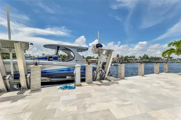 $22,000 | 2005 North Riverside Drive, Pompano Beach, FL 33062