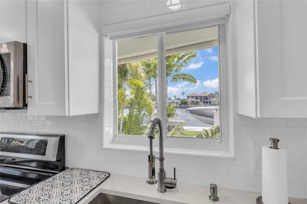 $22,000 | 2005 North Riverside Drive, Pompano Beach, FL 33062