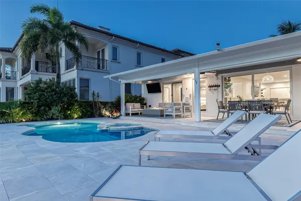 $22,000 | 2005 North Riverside Drive, Pompano Beach, FL 33062