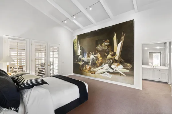 a view of walk in closet