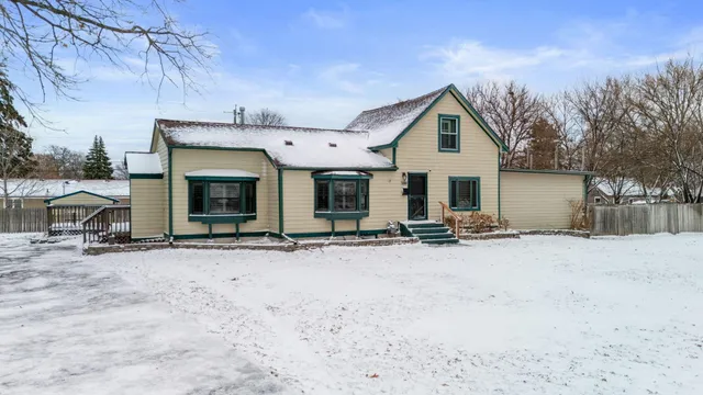 $319,900 | 5818 Emerson Avenue North, Brooklyn Center, MN 55430