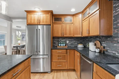 $319,900 | 5818 Emerson Avenue North, Brooklyn Center, MN 55430