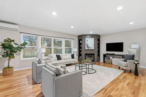 $319,900 | 5818 Emerson Avenue North, Brooklyn Center, MN 55430