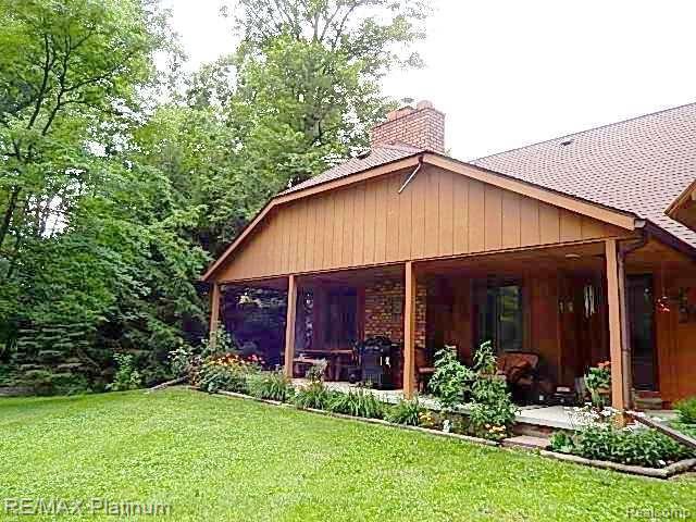 5355 Jewell Road Howell, MI 48843 - Photo 16 of 58 16.jpg