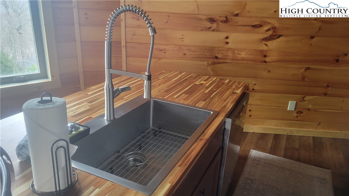 625 Briarcliff Road Sugar Mountain, NC 28604 - Photo 5 of 11