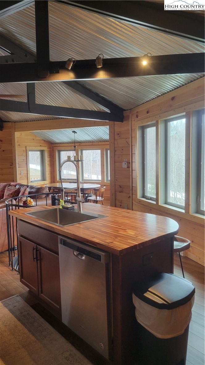 625 Briarcliff Road Sugar Mountain, NC 28604 - Photo 10 of 11