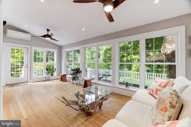 $1,680,000 | 1207 Meadow Green Lane, McLean, VA 22102