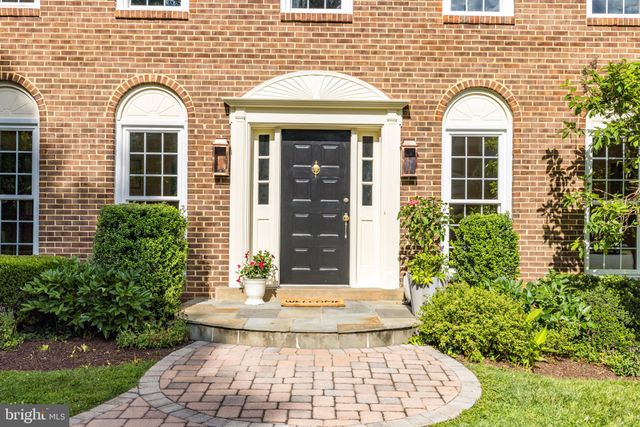 $1,680,000 | 1207 Meadow Green Lane, McLean, VA 22102