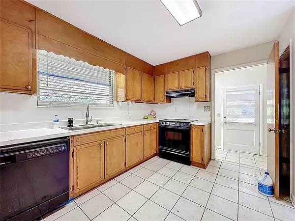 $289,000 | 281 Southwest Mark's Drive, Lake City, FL 32024