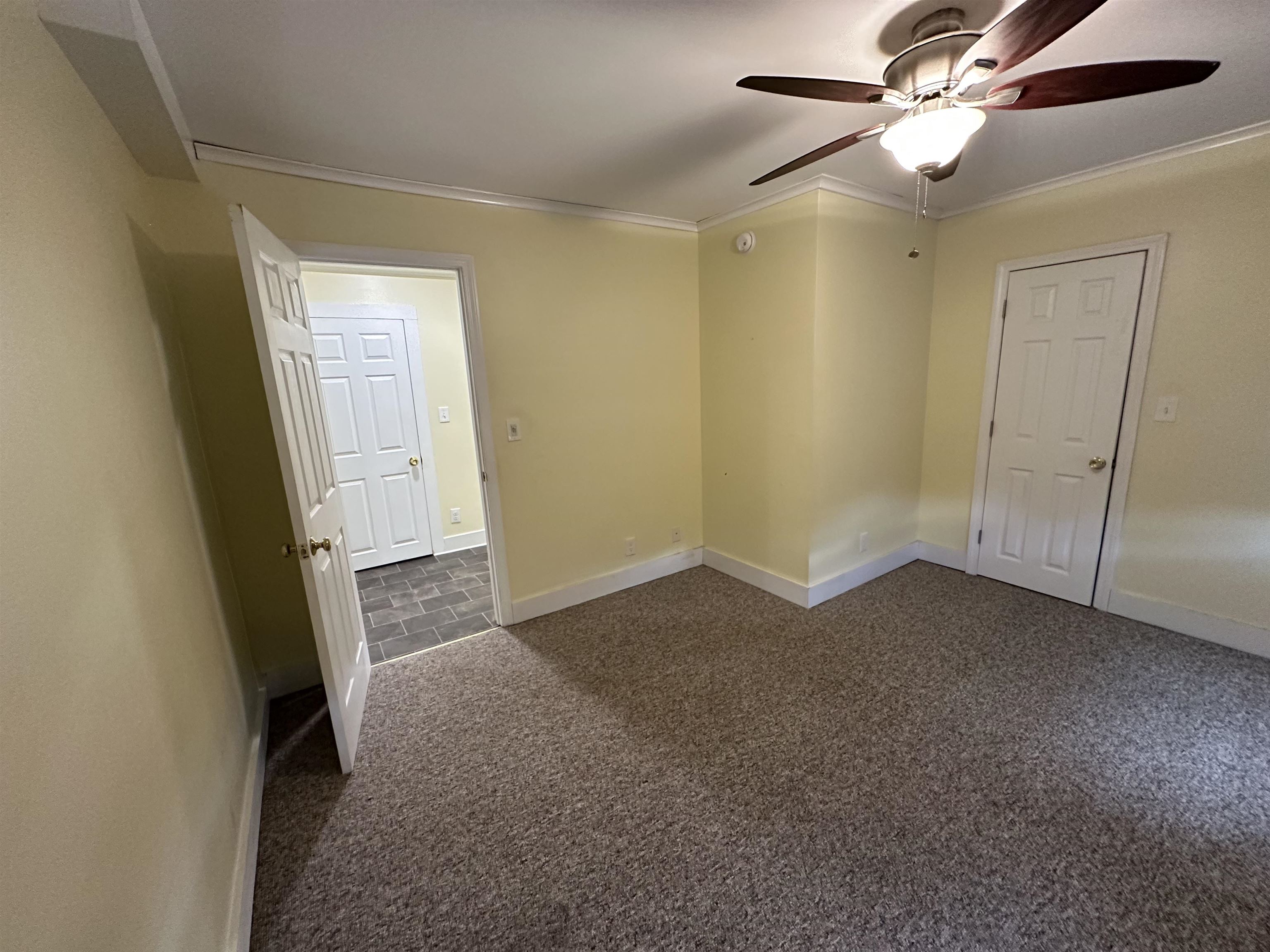 21 Central Square, Unit B Troy, NH 03465 - Photo 12 of 22